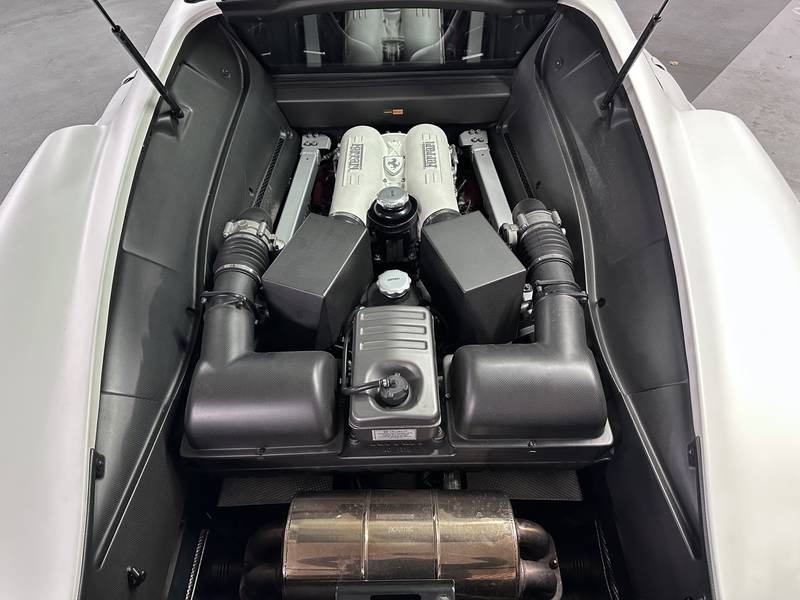 Motorraum mit Novitec Bi-Kompressor-System